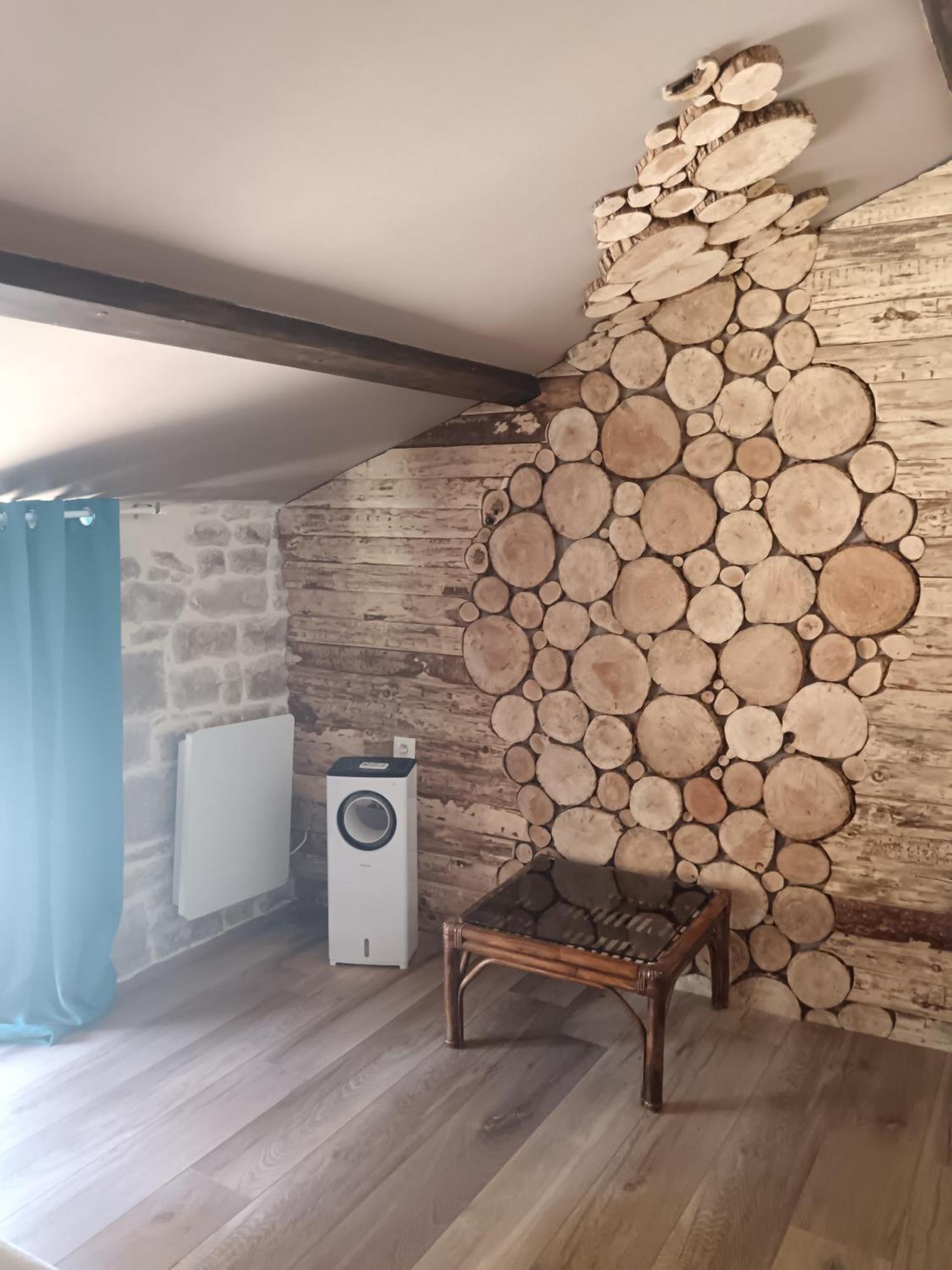 شقة Domaine Moulin De Quincenat Champagnat  المظهر الخارجي الصورة